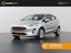 Ford Fiesta - 1.0 EcoBoost Titanium | Trekhaak | Navigatie | Parkeercamera | Climate Control |