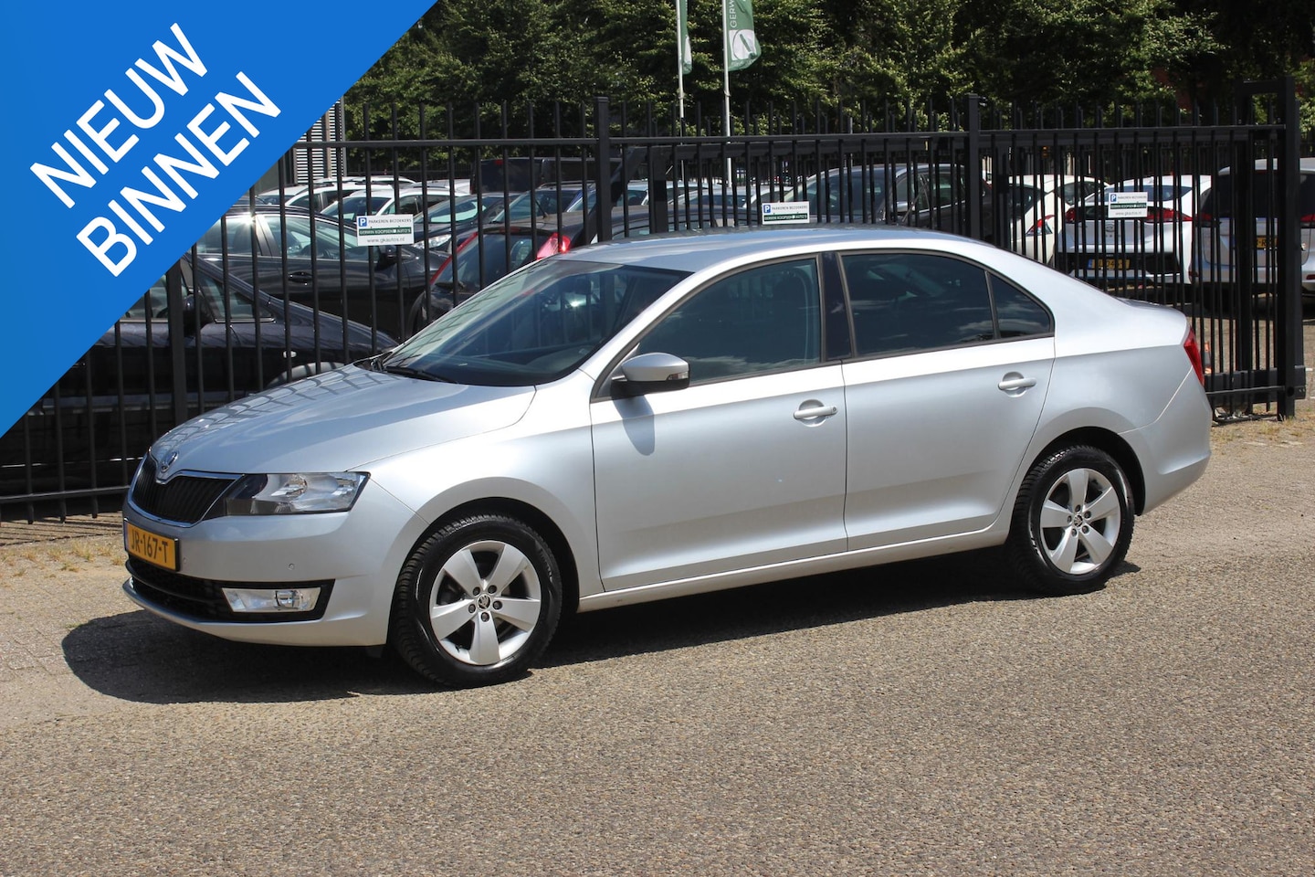Skoda Rapid - 1.2 TSI Greentech JOY 1.2 TSI Greentech JOY, Airco/ECC, Navigatie! - AutoWereld.nl