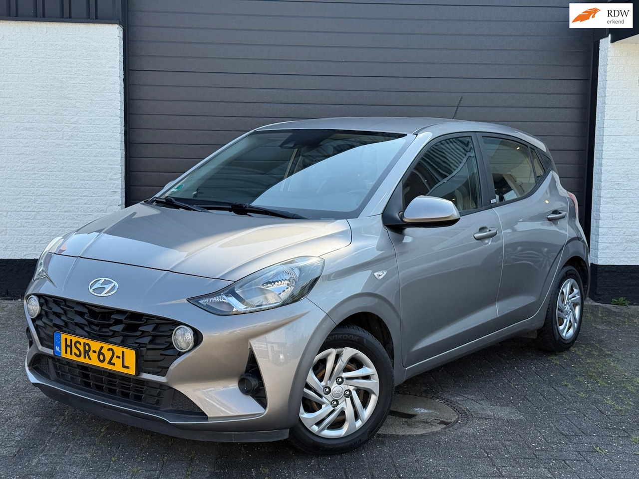Hyundai i10 - 1.0 Comfort|Nieuw model|Stoelverwarming|PDC|Dealer|2020| - AutoWereld.nl