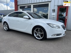Opel Insignia - 2.8 T 260PK Cosmo 4x4 Automaat/Leer