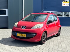 Peugeot 107 - 1.0-12V XR