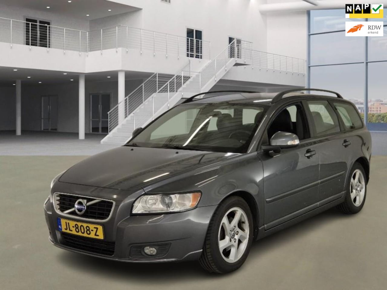 Volvo V50 - 1.6 D2 S/S Summum EXPORT - AutoWereld.nl