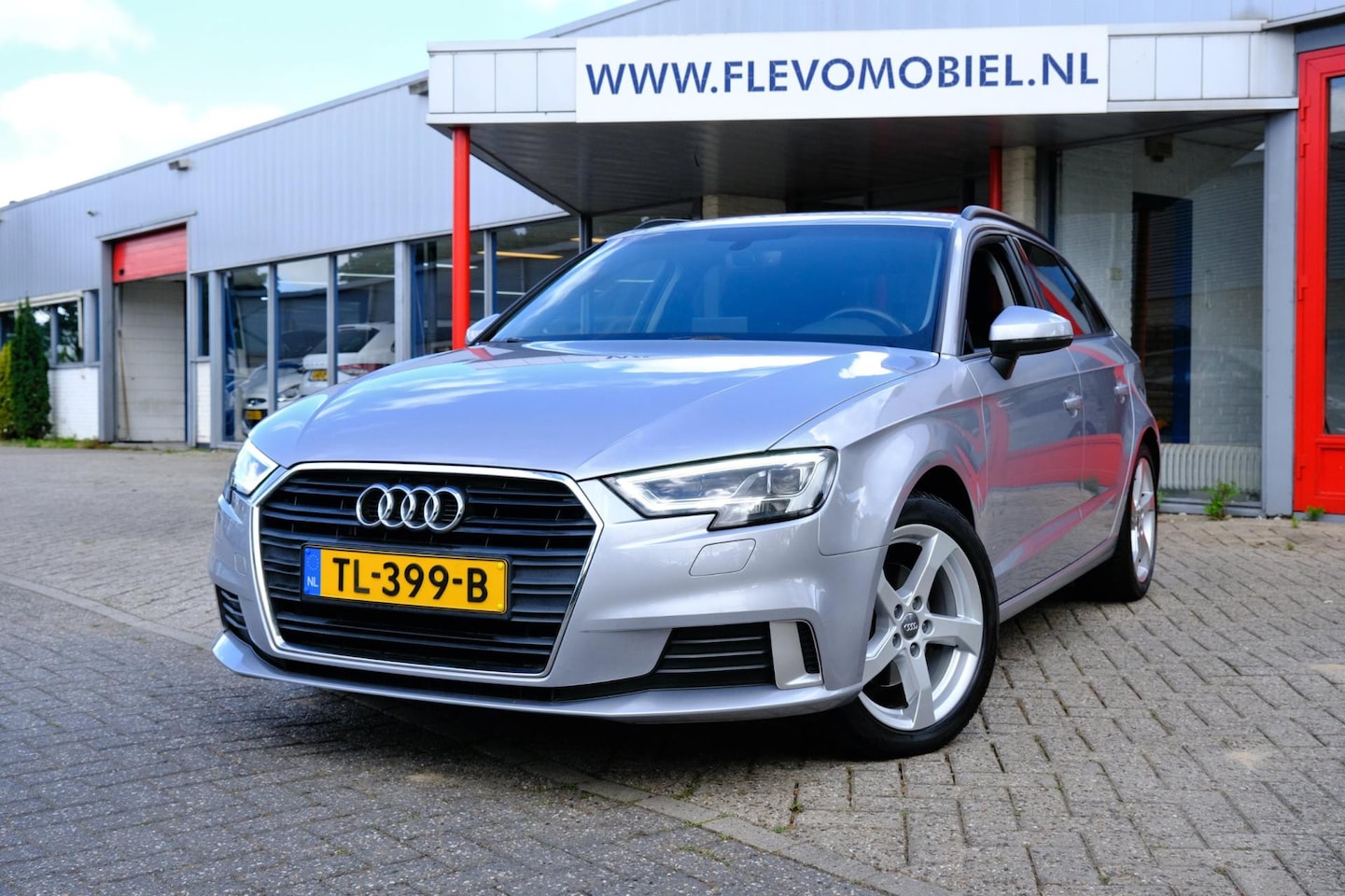 Audi A3 Sportback - 1.0 TFSI Sport Lease Edition Aut. *52.173km!* (LED|Sporstoelen|Navi|Clima|LMV - AutoWereld.nl