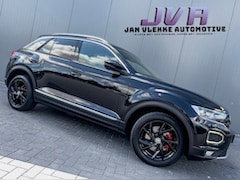 Volkswagen T-Roc - 1.5 TSI R-Line Led 18 inch