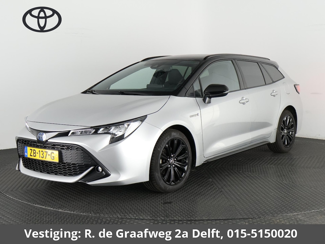 Toyota Corolla Touring Sports - 1.8 Hybrid First Edition Bi-Tone - AutoWereld.nl