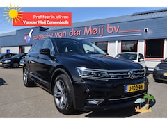 Volkswagen Tiguan - 1.5 TSI Highline R-Line , VIRTUAL COCKPIT , NAVI , CLIMATR , LMV19 , LED KOPLAMPEN ,