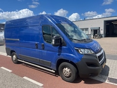Peugeot Boxer - 330 2.2 BlueHDi 120 L2H2 Premium AIRCO KLIMA EURO6