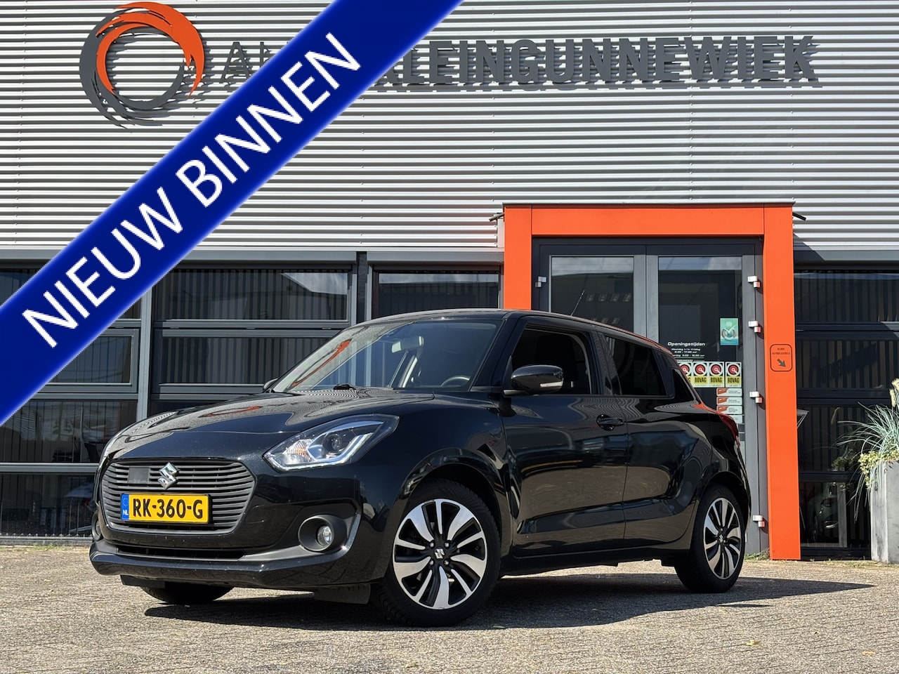 Suzuki Swift - 1.2 Stijl Automaat / NL Auto / Applecarplay / AndroidAuto / Climate Control / Camera / Cru - AutoWereld.nl