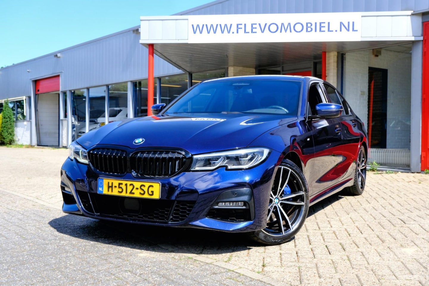 BMW 3-serie - 330d 265pk M Sport Aut. LaserLight|Pano|Sportstoelen|LMV|Zeer Exclusief! - AutoWereld.nl