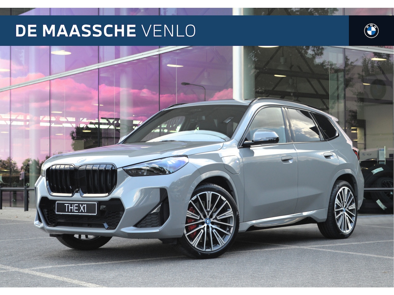 BMW X1 - xDrive25e High Executive M Sport Automaat / Panoramadak / Trekhaak / M Sportstoelen / Adap - AutoWereld.nl
