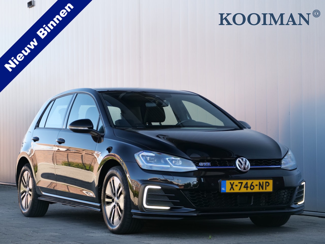 Volkswagen Golf - 1.4 TSI 205pk PHEV GTE Automaat Navigatie / Adaptive cruise / Apple Carplay / Dodehoek - AutoWereld.nl