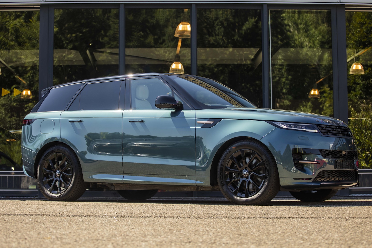 Land Rover Range Rover Sport - 2.0 P440e Dynamic SE - AutoWereld.nl