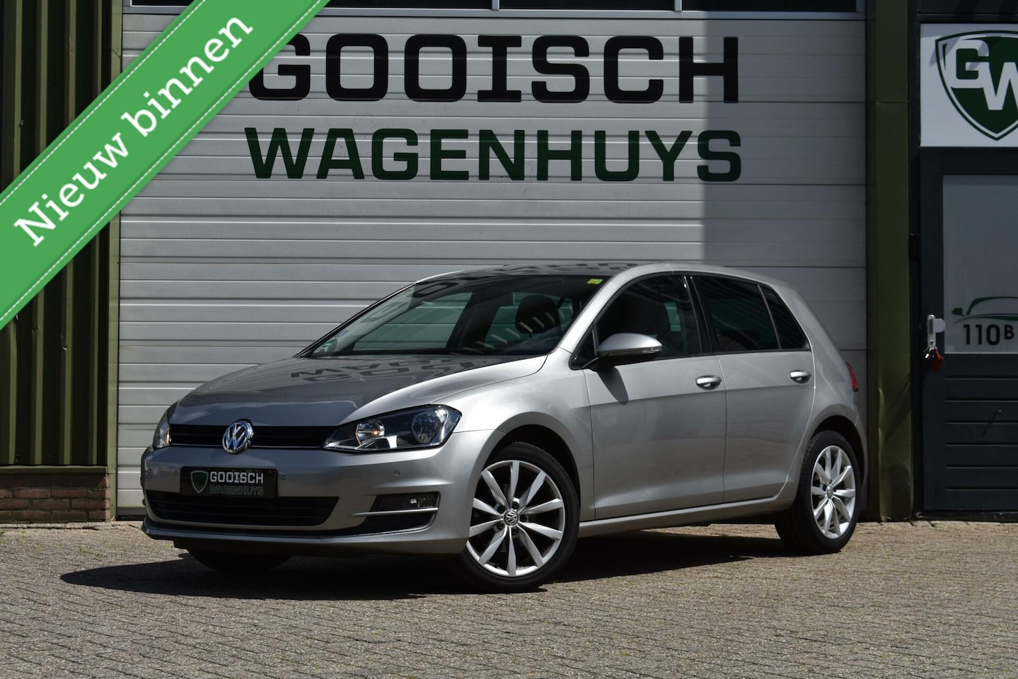 Volkswagen Golf - 1.2 TSI Highline | Camera | Cruise | Climate | - AutoWereld.nl