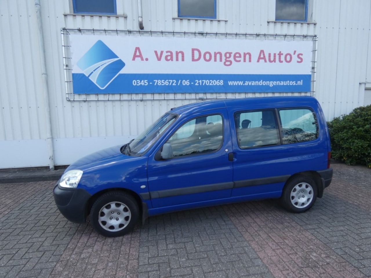 Peugeot Partner - 1.4 X Combispace 1.4 X COMBISPACE,Airco,Stuurbekr,DBriem Verv - AutoWereld.nl