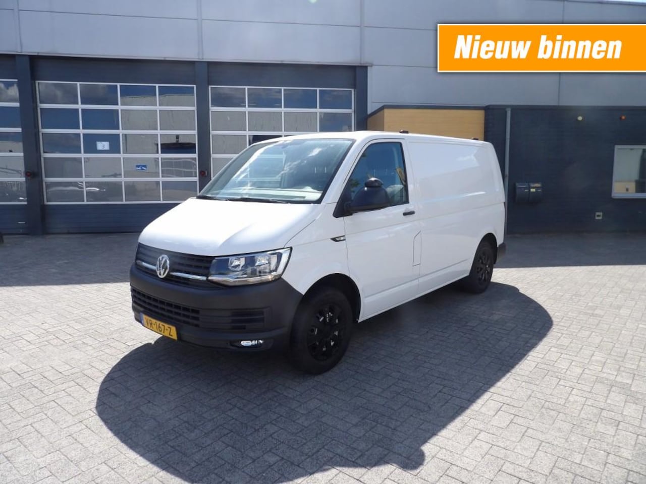 Volkswagen Transporter - 2.0 TDI - airco - cruise - trekhaak - zeer nette staat! - AutoWereld.nl