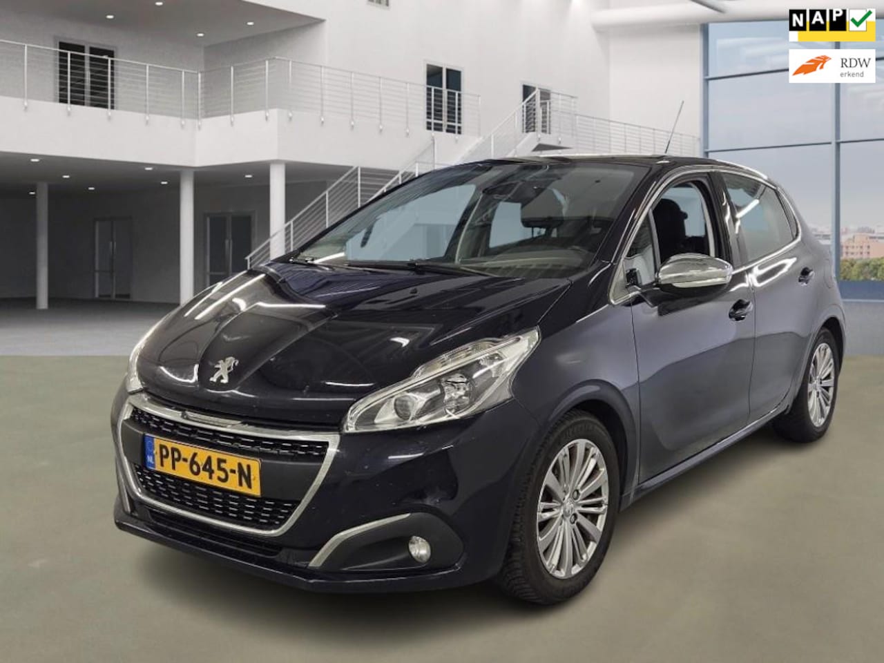 Peugeot 208 - 1.6 BlueHDi Blue Lease Executive EXPORT - AutoWereld.nl