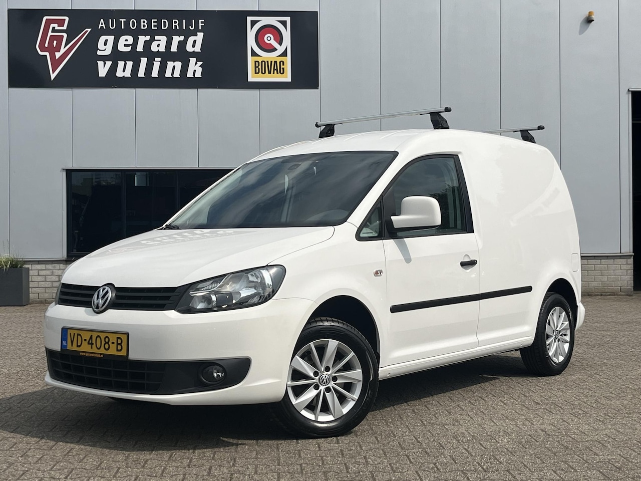 Volkswagen Caddy - 1.6 TDI NAV CRUISE AIRCO TREKHAAK - AutoWereld.nl