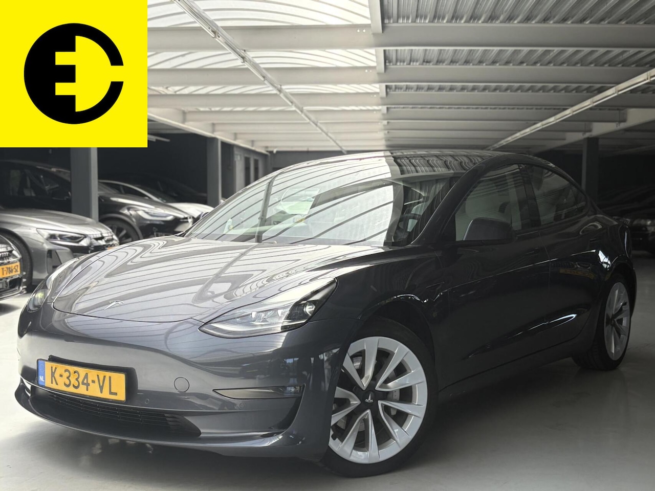 Tesla Model 3 - Long Range RWD Long Range RWD 75 kWh | FSD | Warmtepomp | Pano dak - AutoWereld.nl