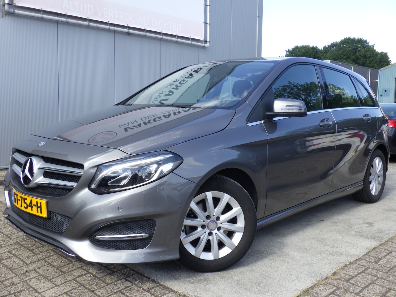 Mercedes-Benz B-klasse - 180 AUT Ambition, Cruise, Camera, Trekhk, NL/NAP! - AutoWereld.nl