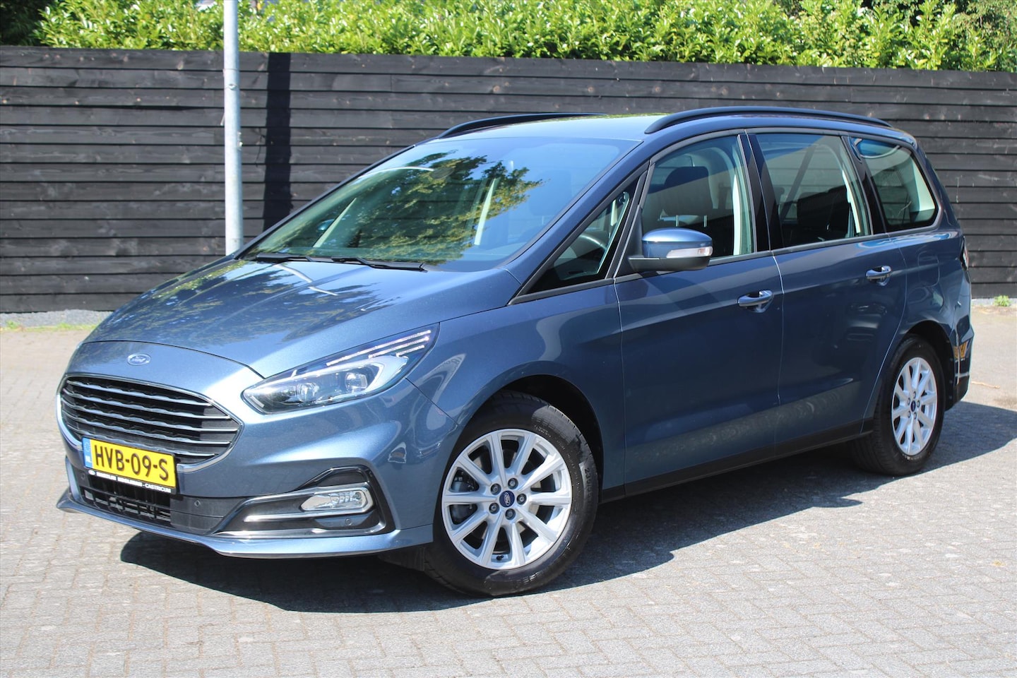 Ford Galaxy - 2.5 190pk FHEV Hybrid Titanium Automaat, Trekhaak, 7 zitter! - AutoWereld.nl