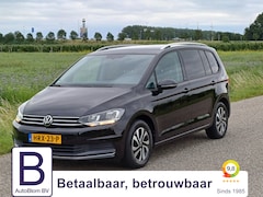 Volkswagen Touran - 1.5 TSI Comfortline Active 7-Pers. /Navi/Clima/16"/Parkhulp V+A/Stoelverw./