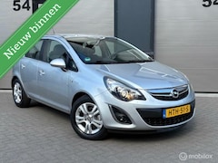 Opel Corsa - 1.4-16V Cosmo 2014 Xenon/cruise/stoelverwarming