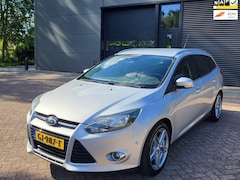 Ford Focus Wagon - 1.0 EcoBoost Titanium, Clima, ParkPilot