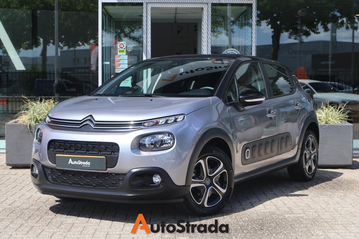 Citroën C3 - 1.2 PureTech 82pk S&S | Cruise | Climate | Navi | Carplay | Radio - AutoWereld.nl