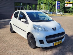 Peugeot 107 - 1.0-12V XR 2011, Wit, Multimedia, Elecra, 5-drs