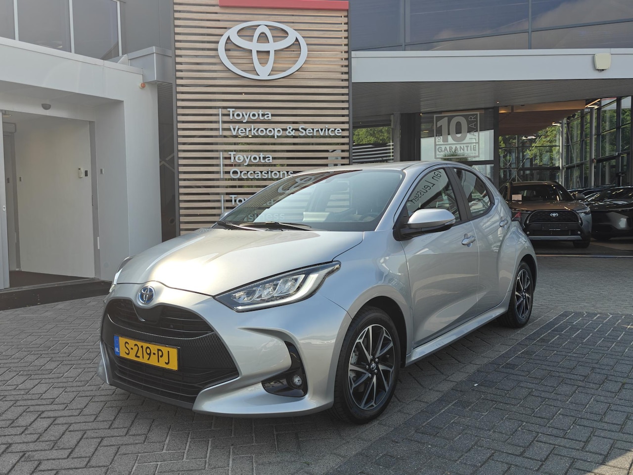 Toyota Yaris - 1.5 Hybrid Dynamic 1.5 Hybrid Dynamic - AutoWereld.nl