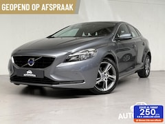 Volvo V40 - 2.0 T2 Momentum PANODAK NAVI PDC 17"LMV TREKHAAK