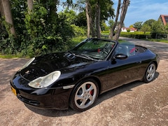 Porsche 911 Cabrio - 3.4 Carrera 4