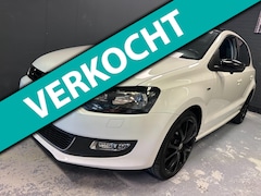 Volkswagen Polo - 1.2 Highline CARPLAY PANO Camera 360 Cruisecontr Navi Parkeer sen