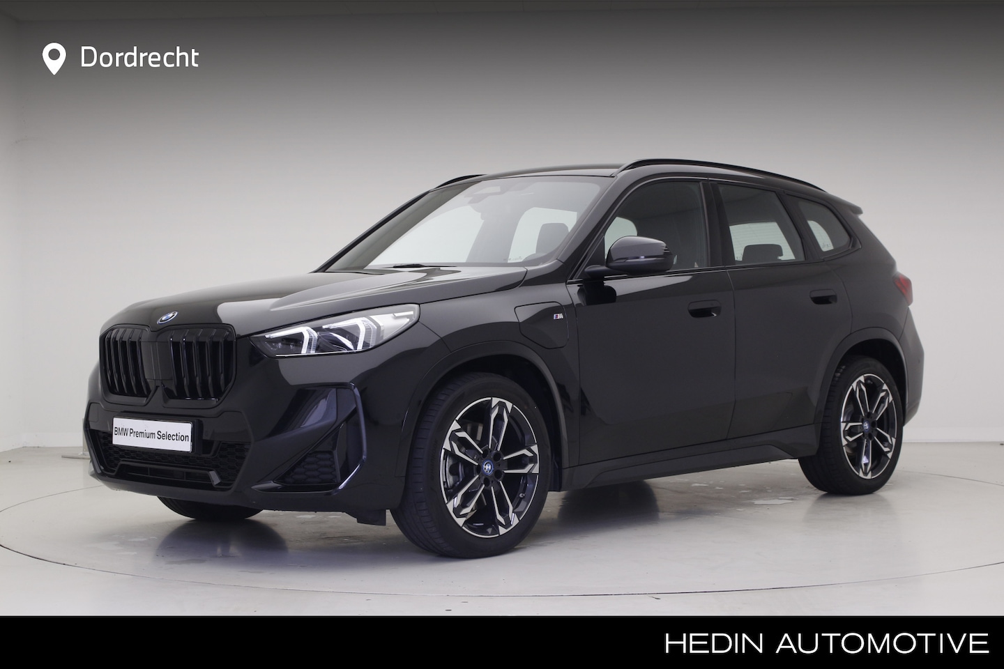 BMW X1 - xDrive25e M-Sport | Premium Pack | 19" | Voorbereiding Driving Assistant Plus - AutoWereld.nl