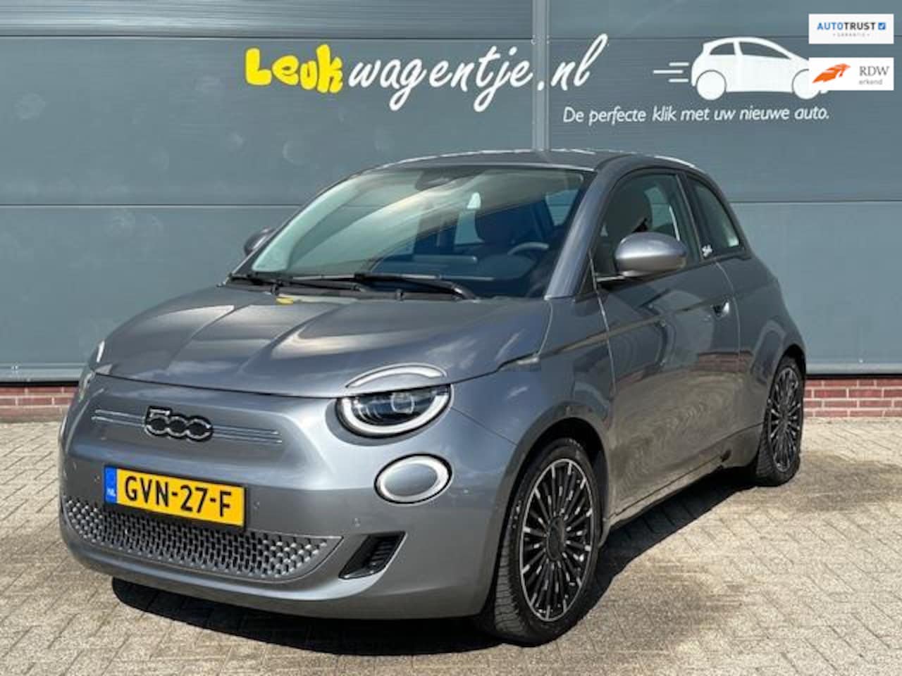 Fiat 500 - Icon 42 kWh *special edition *leder *p-camera *17" - AutoWereld.nl