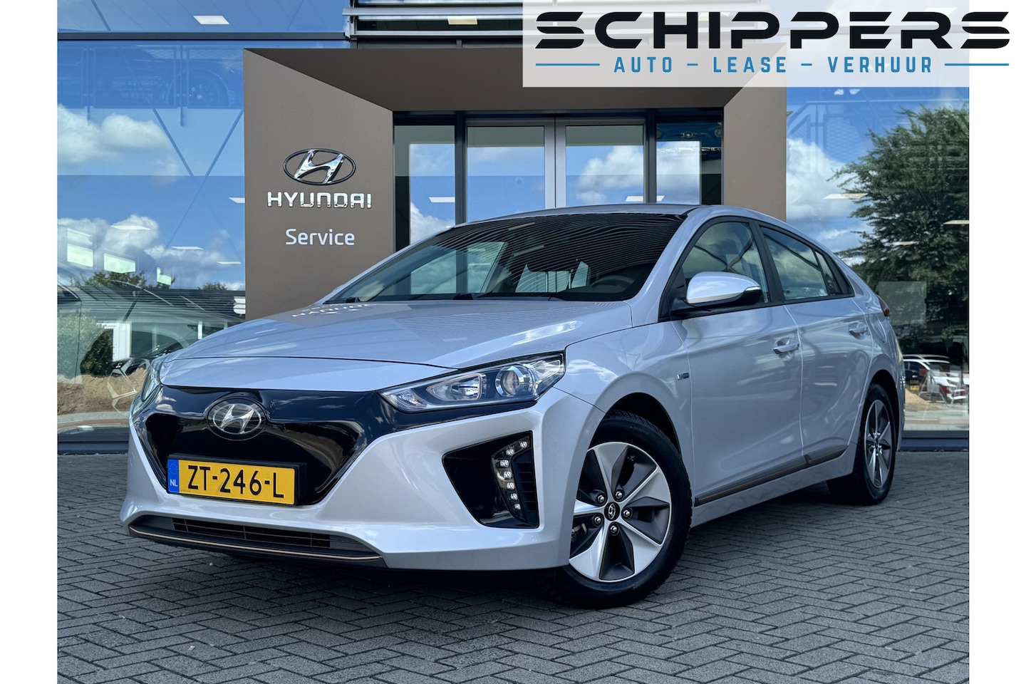 Hyundai IONIQ - Comfort EV | Navigatie | Acheruitrijcamera - AutoWereld.nl