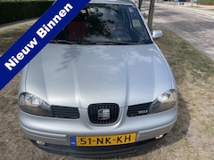 SEAT Arosa - 1.4i-16V Sport Uniek 1e eigenaar alle onderhoud historie aan wezig