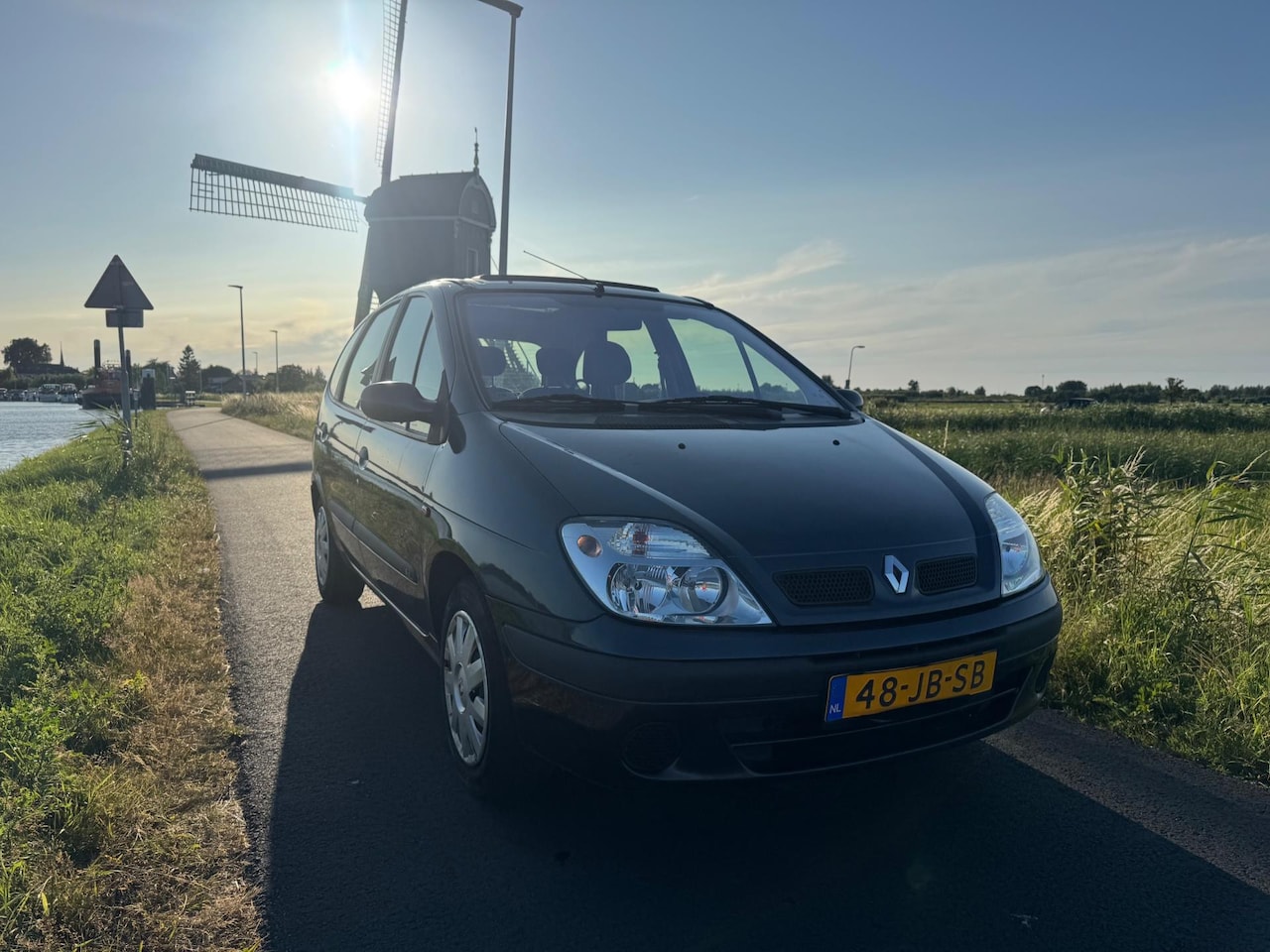 Renault Scénic - 1.6-16V Expression *nieuwe apk* 106.000km NAP *airco* 2x sleutel - AutoWereld.nl
