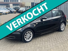 BMW 1-serie - 116i 5 deurs 122PK Airco ECC l Elek pakket l Start-stop l LM velgen l Elek pakket PERFECT