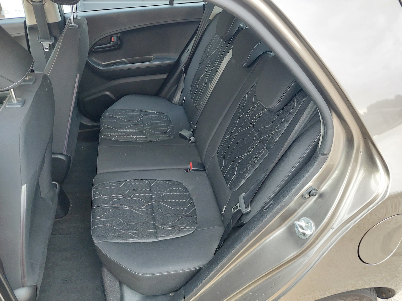 Kia Picanto - 1.0 CVVT ComfortLine Airco, nieuwe APK