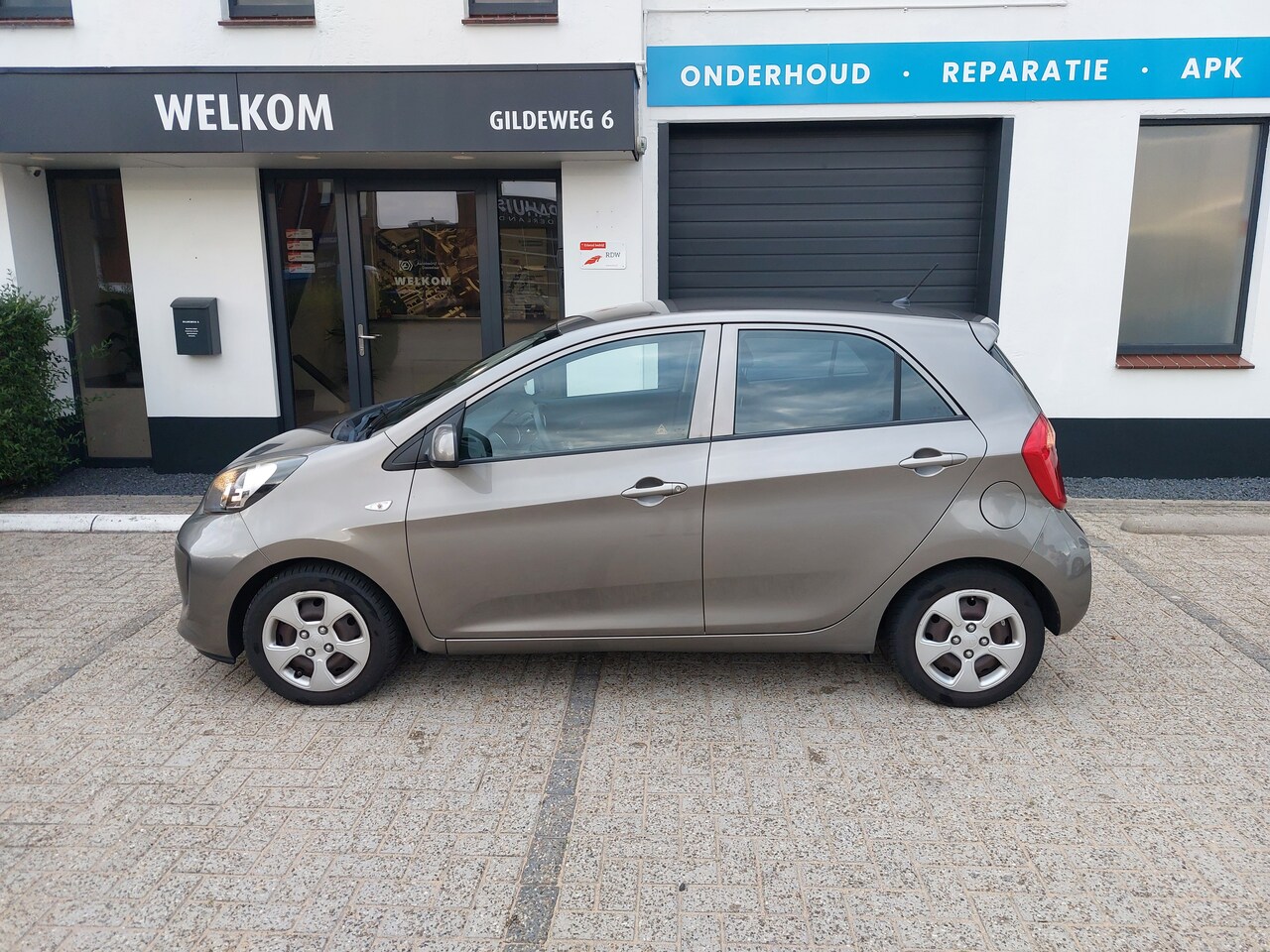 Kia Picanto - 1.0 CVVT ComfortLine Airco, nieuwe APK