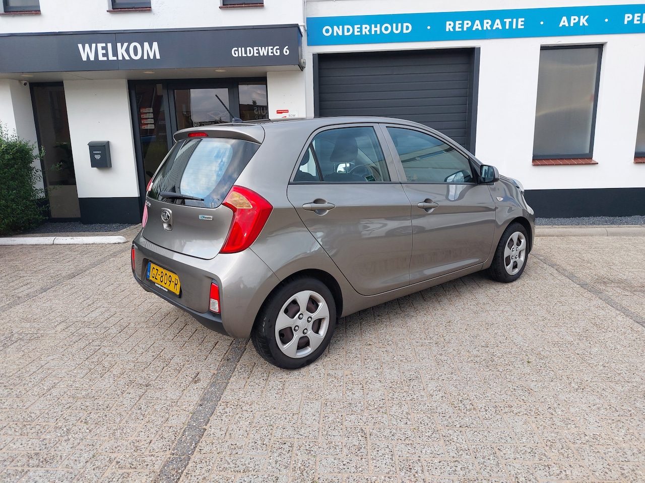 Kia Picanto - 1.0 CVVT ComfortLine Airco, nieuwe APK