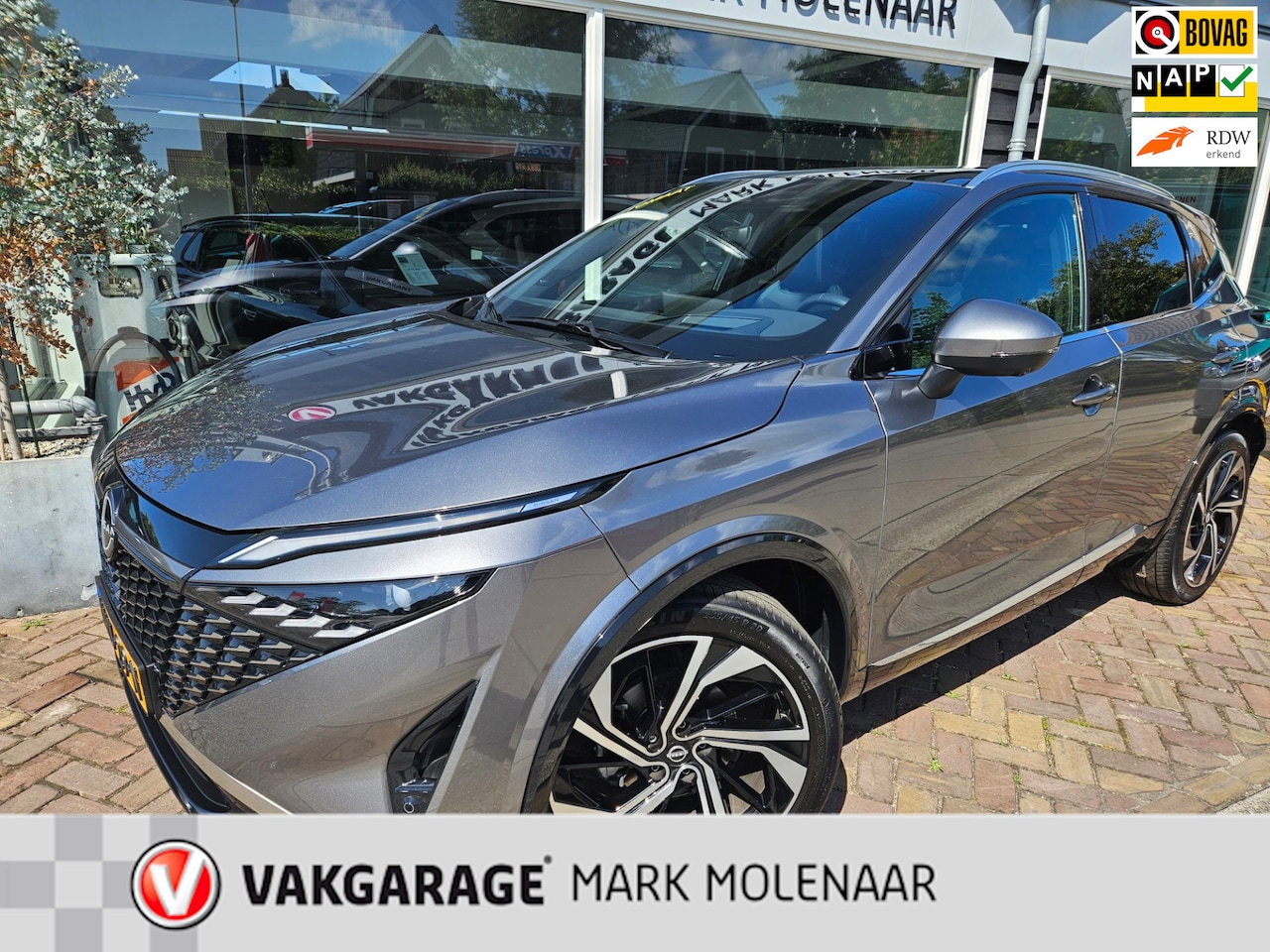 Nissan Qashqai - 1.3 MHEV Xtronic Tekna Plus 1.3 MHEV Xtronic Tekna Plus,luxer dan luxe!!hele mooie! - AutoWereld.nl