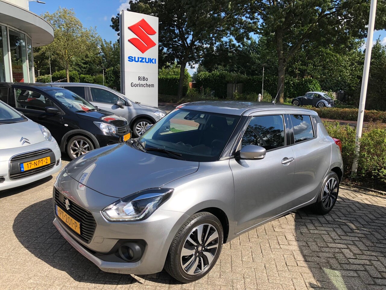 Suzuki Swift - 1.2 DualJet 90pk Smart Hybrid Stijl - AutoWereld.nl
