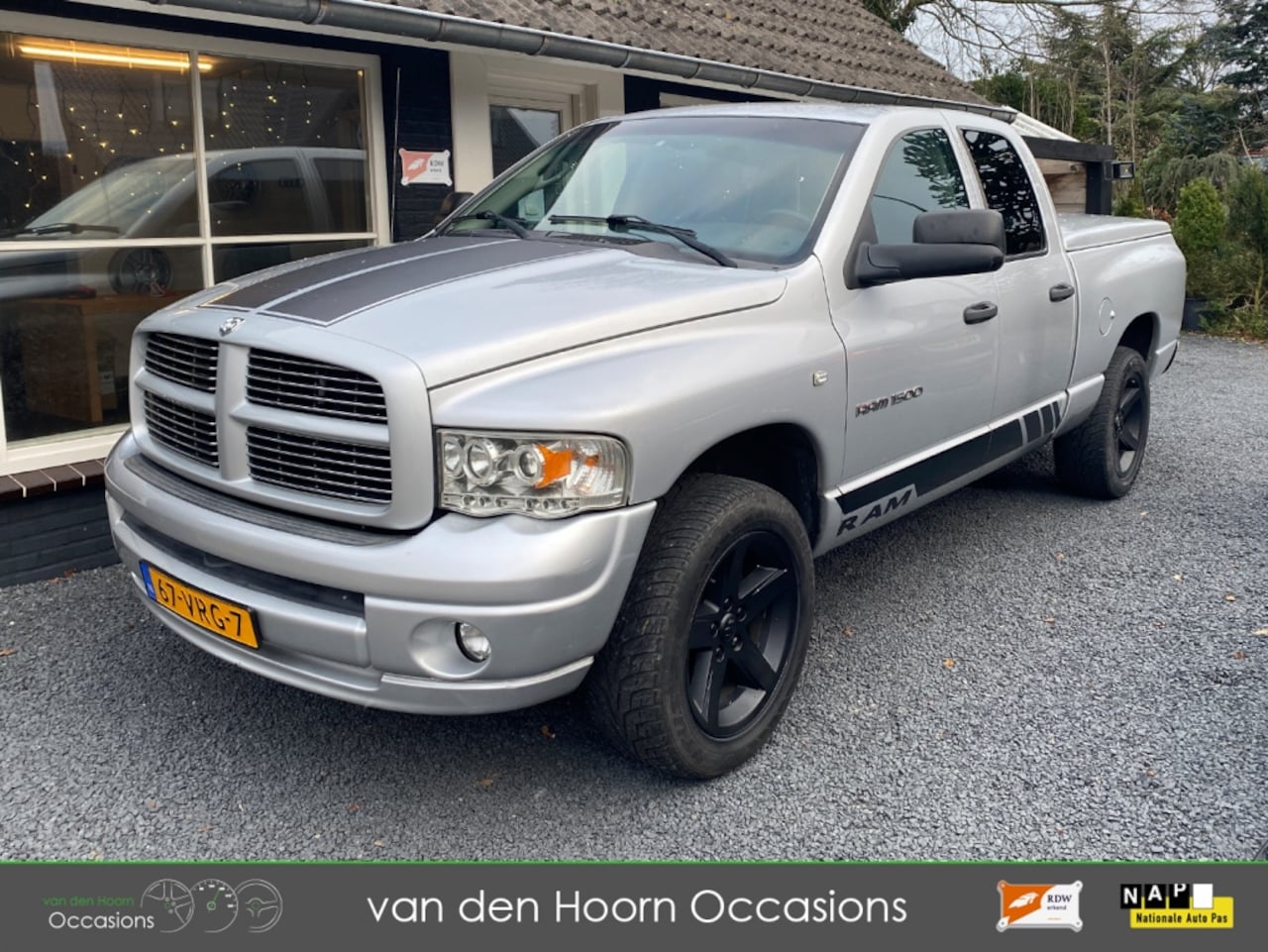 Dodge Ram 1500 - 5.9 V8 - TEKST LEZEN! | 4X4 | YOUNGTIMER | AIRCO | 6 PERS - AutoWereld.nl