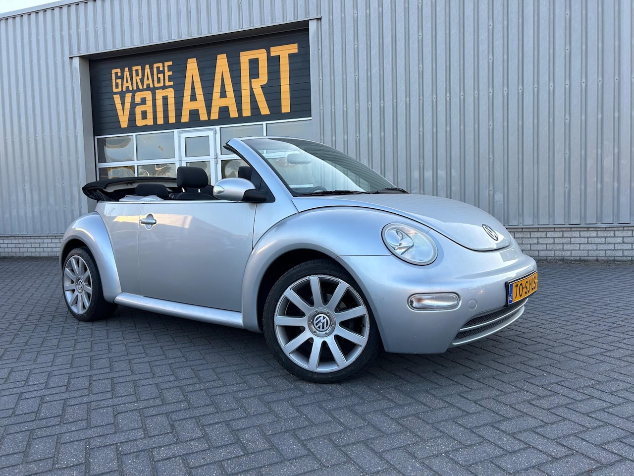 Volkswagen New Beetle Cabriolet - 1.6 Turijn Comfort | AIRCO | APK 07-2026 | ELECK KAP | - AutoWereld.nl