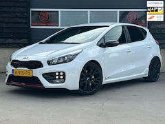 Kia Cee'd - 1.6 GT Sport 204PK Alcantara Stoelverwarming