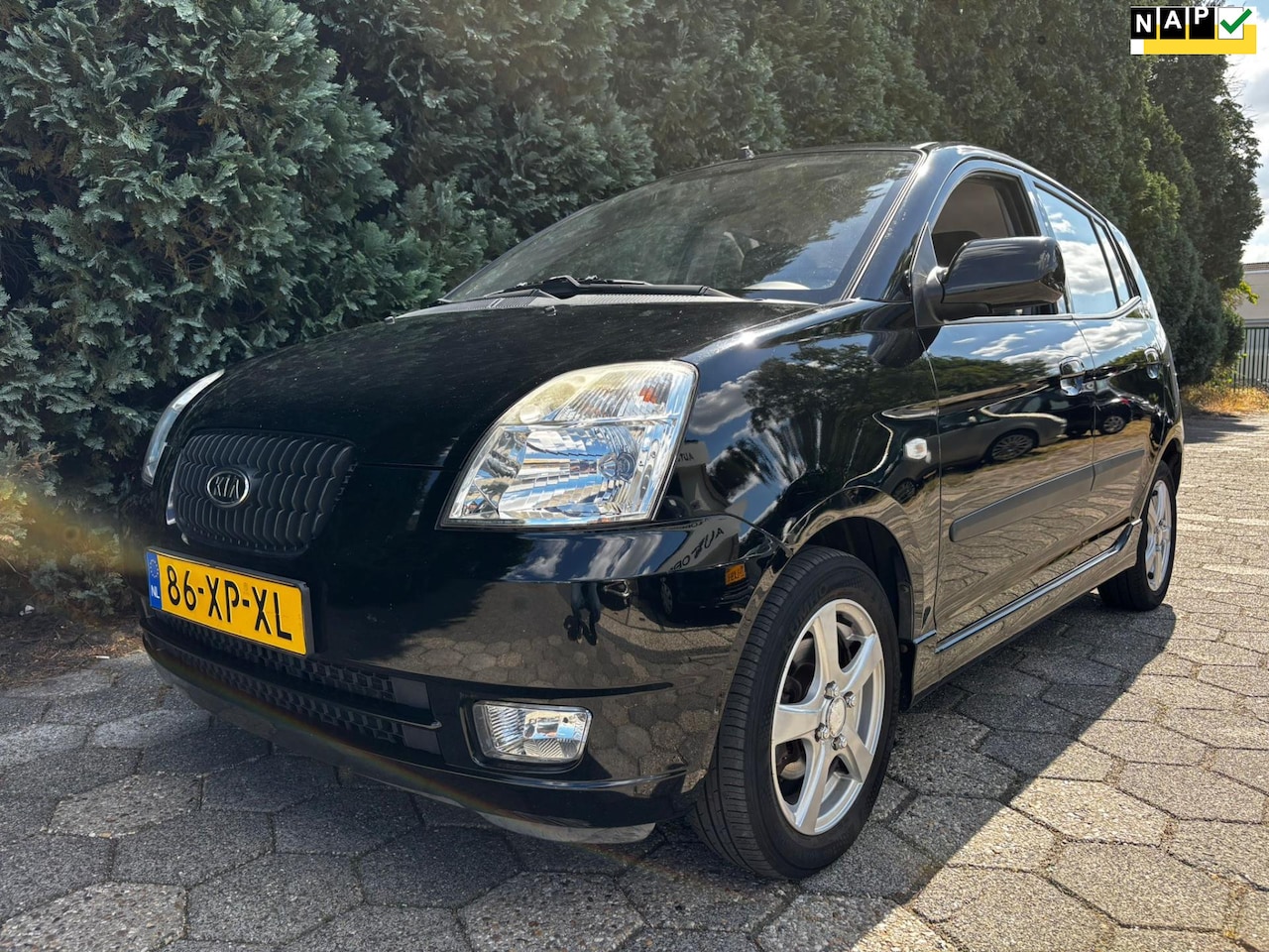 Kia Picanto - 1.0 D-light | Airco - AutoWereld.nl