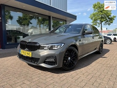 BMW 3-serie - 330e High Exe | M-Pack | LED | Virtual | Carplay