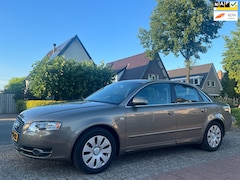 Audi A4 Limousine - 2.7 TDI Advance Sedan clima navi NAP